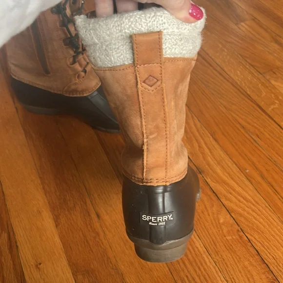 Sperry Suede & Rubber Duck Boots - Picture 5 of 7